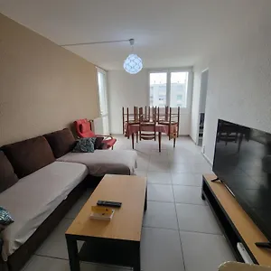 Appartement 6 Pers A 5 Min -plage Et Aeroport, Marignane